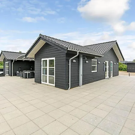 Hs006-henne-musvagevej-18 * Хенне-Странн